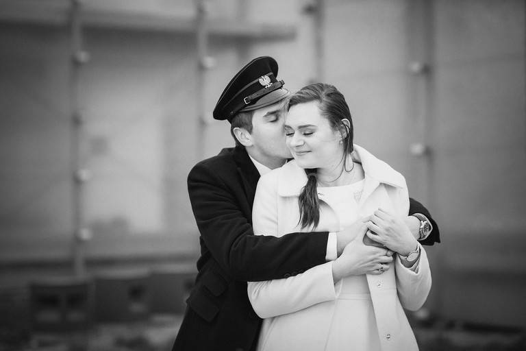 zdjecia slubne slask, zdjecia slubne bielsko, fotografia slubna bielsko, fotograf czechowice, plener slubny w katowicach, sesja slubna katowice, zimowa sesja slubna, miejsca sesja slubna, fotografia slubna slask, fotograf slubny slask, fotografia slubna katowice, zdjecia slubne katowice, fotograf slubny katowice, oryginalna sesja slubna, zimowy plener slubny, nowoczesna sesja slubna, nowoczesny plener slubny, sesja slubna w mundurze, plener slubny w mundurze, www.magiaobrazu.com, fotograf slubny bielsko, fotograf slubny slask, zdjecia slubne czechowice, Anna i Jacek Bieniek, dwoch fotografow na slub,