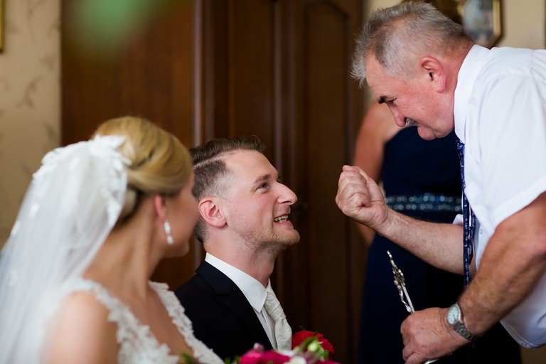 fotografia slubna bytom, zdjecia slubne bytom, fotograf slubny slask, slub w kosciele sw wojciecha w radzionkowie, fotografia slubna katowice, zdjecia slubne katowice, zdjecia slubne zywiec, fotografia slubna, zdjecia slubne bielsko, fotograf slubny bielsko, fotograf slubny cieszyn, fotografia slubna cieszyn, www.magiaobrazu.com, zdjecia slubne bielsko, fotografia slubna slask, zdjecia slubne zywiec, zdjecia slubne cieszyn, dwoch fotografow na slub, zdjecia slubne slask,