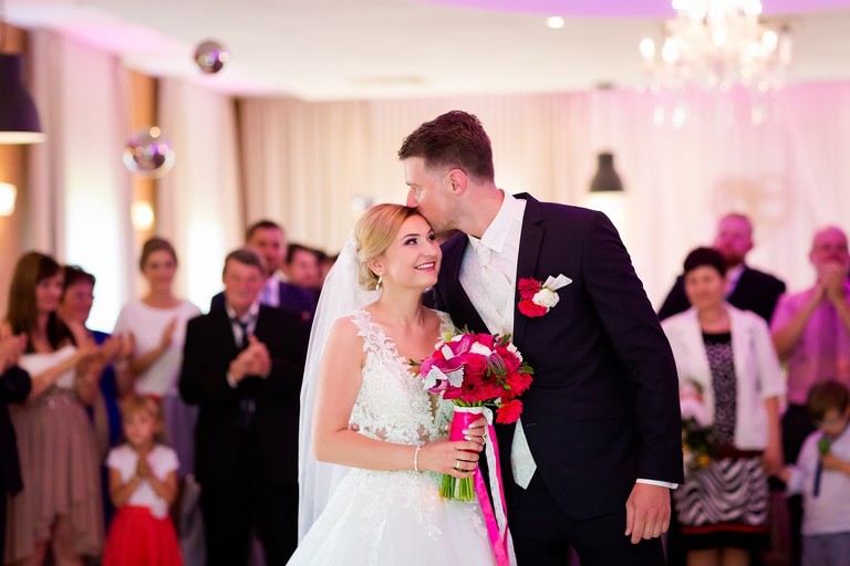 fotografia slubna bytom, zdjecia slubne bytom, fotograf slubny slask, slub w kosciele sw wojciecha w radzionkowie, fotografia slubna katowice, zdjecia slubne katowice, zdjecia slubne zywiec, fotografia slubna, zdjecia slubne bielsko, fotograf slubny bielsko, fotograf slubny cieszyn, fotografia slubna cieszyn, www.magiaobrazu.com, zdjecia slubne bielsko, fotografia slubna slask, zdjecia slubne zywiec, zdjecia slubne cieszyn, dwoch fotografow na slub, zdjecia slubne slask,