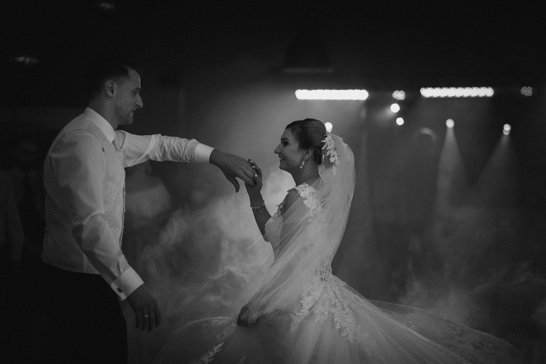 fotografia slubna bytom, zdjecia slubne bytom, fotograf slubny slask, slub w kosciele sw wojciecha w radzionkowie, fotografia slubna katowice, zdjecia slubne katowice, zdjecia slubne zywiec, fotografia slubna, zdjecia slubne bielsko, fotograf slubny bielsko, fotograf slubny cieszyn, fotografia slubna cieszyn, www.magiaobrazu.com, zdjecia slubne bielsko, fotografia slubna slask, zdjecia slubne zywiec, zdjecia slubne cieszyn, dwoch fotografow na slub, zdjecia slubne slask,