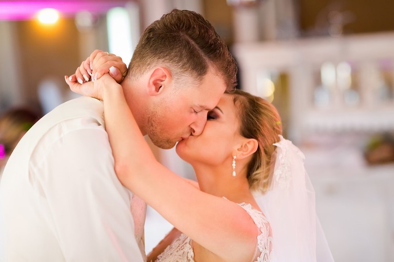 fotografia slubna bytom, zdjecia slubne bytom, fotograf slubny slask, slub w kosciele sw wojciecha w radzionkowie, fotografia slubna katowice, zdjecia slubne katowice, zdjecia slubne zywiec, fotografia slubna, zdjecia slubne bielsko, fotograf slubny bielsko, fotograf slubny cieszyn, fotografia slubna cieszyn, www.magiaobrazu.com, zdjecia slubne bielsko, fotografia slubna slask, zdjecia slubne zywiec, zdjecia slubne cieszyn, dwoch fotografow na slub, zdjecia slubne slask,