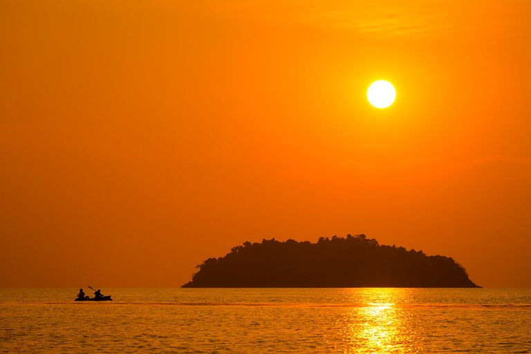 co zobaczyc w tajlandii, najlepsze miejsca w tajlandii, co odwiedzic w tajlandii, wakacje w tajlandii, tajlandia najlepsze miejsca, fotografie z podrozy, zdjecia z podrozy, zdjecia z tajlandii, Bangkok, Koh Chang, Udon Thani, Nakhon Ratthasima, Chiang Mai, Pai, Chiang Rai, Trat, Koh Kood, Koh Larn fotografie z tajlandii, fotografia podroznicza, travel photography, travel photos, asia photos, thailand, thai photos, thailand photography, thailand travel, thai travel, best places in thailand, www.magiaobrazu.com, tajlandia, bangkok, zdjecia z wakacji, zdjecia z azji, fotografie z azji, podroz po azji