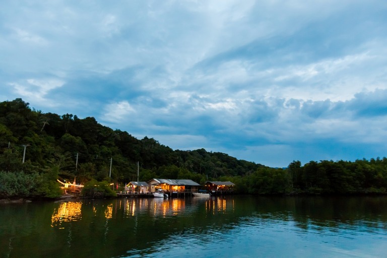 co zobaczyc w tajlandii, najlepsze miejsca w tajlandii, co odwiedzic w tajlandii, wakacje w tajlandii, tajlandia najlepsze miejsca, fotografie z podrozy, zdjecia z podrozy, zdjecia z tajlandii, Bangkok, Koh Chang, Udon Thani, Nakhon Ratthasima, Chiang Mai, Pai, Chiang Rai, Trat, Koh Kood, Koh Larn fotografie z tajlandii, fotografia podroznicza, travel photography, travel photos, asia photos, thailand, thai photos, thailand photography, thailand travel, thai travel, best places in thailand, www.magiaobrazu.com, tajlandia, bangkok, zdjecia z wakacji, zdjecia z azji, fotografie z azji, podroz po azji