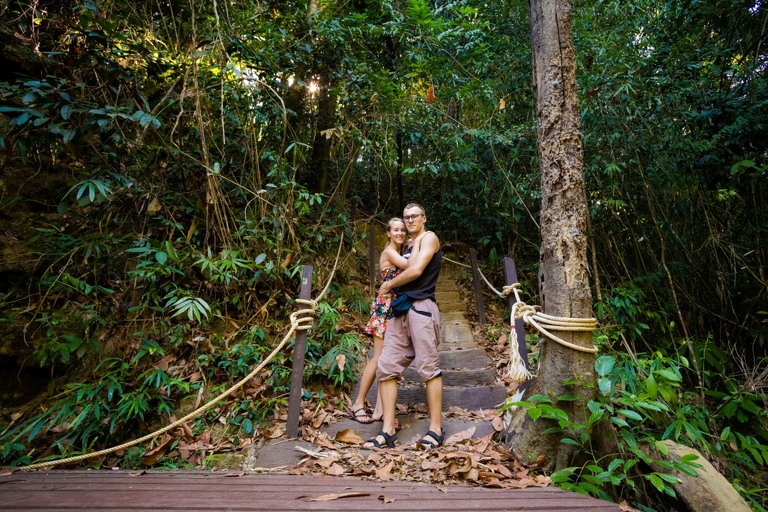 co zobaczyc w tajlandii, najlepsze miejsca w tajlandii, co odwiedzic w tajlandii, wakacje w tajlandii, tajlandia najlepsze miejsca, fotografie z podrozy, zdjecia z podrozy, zdjecia z tajlandii, Bangkok, Koh Chang, Udon Thani, Nakhon Ratthasima, Chiang Mai, Pai, Chiang Rai, Trat, Koh Kood, Koh Larn fotografie z tajlandii, fotografia podroznicza, travel photography, travel photos, asia photos, thailand, thai photos, thailand photography, thailand travel, thai travel, best places in thailand, www.magiaobrazu.com, tajlandia, bangkok, zdjecia z wakacji, zdjecia z azji, fotografie z azji, podroz po azji