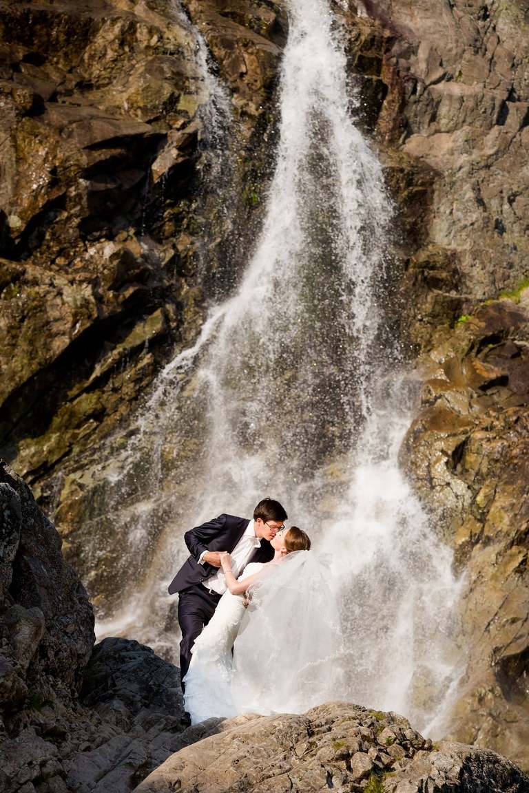 plener slubny Tatry, www.magiaobrazu.com, plener slubny w Tatrach, sesja ślubna Dolina Pięciu Stawów, fotografia ślubna Tatry, tatrzanski plener slubny, sesja slubna tatry, plener slubny dolina pieciu stawow, fotografia ślubna, fotograf ślubny Kraków, fotografowie ślubni, fotograf małopolska,dwóch fotografów na ślub, Anna i Jacek Bieniek, zdjęcia ślubne śląsk;
