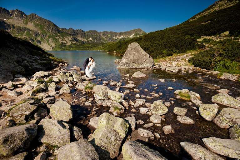 plener slubny Tatry, www.magiaobrazu.com, plener slubny w Tatrach, sesja ślubna Dolina Pięciu Stawów, fotografia ślubna Tatry, tatrzanski plener slubny, sesja slubna tatry, plener slubny dolina pieciu stawow, fotografia ślubna, fotograf ślubny Kraków, fotografowie ślubni, fotograf małopolska,dwóch fotografów na ślub, Anna i Jacek Bieniek, zdjęcia ślubne śląsk;