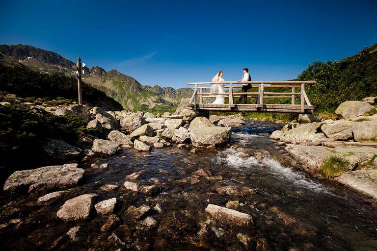 plener slubny Tatry, www.magiaobrazu.com, plener slubny w Tatrach, sesja ślubna Dolina Pięciu Stawów, fotografia ślubna Tatry, tatrzanski plener slubny, sesja slubna tatry, plener slubny dolina pieciu stawow, fotografia ślubna, fotograf ślubny Kraków, fotografowie ślubni, fotograf małopolska,dwóch fotografów na ślub, Anna i Jacek Bieniek, zdjęcia ślubne śląsk;
