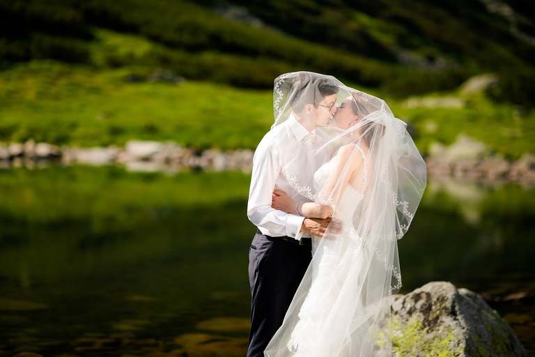 plener slubny Tatry, www.magiaobrazu.com, plener slubny w Tatrach, sesja ślubna Dolina Pięciu Stawów, fotografia ślubna Tatry, tatrzanski plener slubny, sesja slubna tatry, plener slubny dolina pieciu stawow, fotografia ślubna, fotograf ślubny Kraków, fotografowie ślubni, fotograf małopolska,dwóch fotografów na ślub, Anna i Jacek Bieniek, zdjęcia ślubne śląsk;