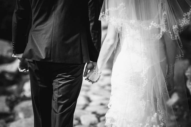 plener slubny Tatry, www.magiaobrazu.com, plener slubny w Tatrach, sesja ślubna Dolina Pięciu Stawów, fotografia ślubna Tatry, tatrzanski plener slubny, sesja slubna tatry, plener slubny dolina pieciu stawow, fotografia ślubna, fotograf ślubny Kraków, fotografowie ślubni, fotograf małopolska,dwóch fotografów na ślub, Anna i Jacek Bieniek, zdjęcia ślubne śląsk;