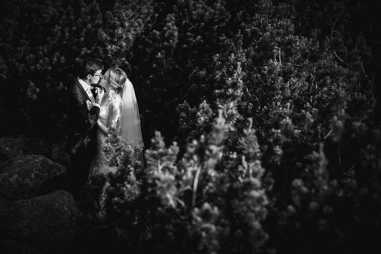 plener slubny Tatry, www.magiaobrazu.com, plener slubny w Tatrach, sesja ślubna Dolina Pięciu Stawów, fotografia ślubna Tatry, tatrzanski plener slubny, sesja slubna tatry, plener slubny dolina pieciu stawow, fotografia ślubna, fotograf ślubny Kraków, fotografowie ślubni, fotograf małopolska,dwóch fotografów na ślub, Anna i Jacek Bieniek, zdjęcia ślubne śląsk;