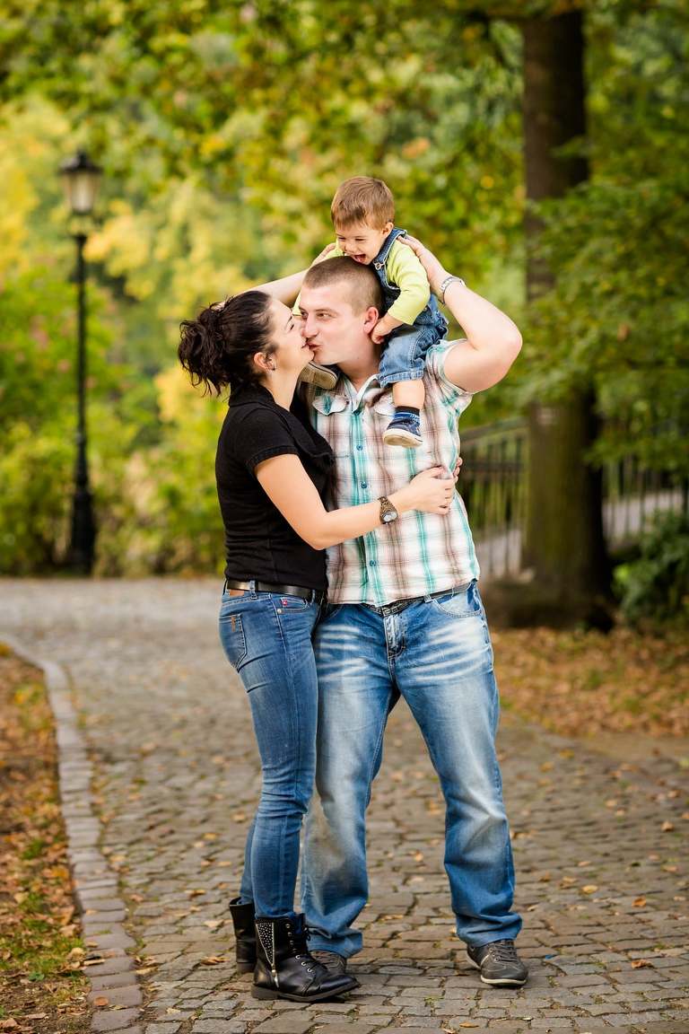 fotografia rodzinna pszczyna, sesja rodzinna pszczyna, zdjecia rodzinne bielsko, sesje rodzinne bielsko, fotograf bielsko, fotograf czechowice, fotograf śląsk, fotografia dzieci, fotografia slask, sesje dzieci, sesje dzieciece, www.annabieniek.com, www.magiaobrazu.com, zdjecia dzieci, zdjecia pszczyna, fotograf dzieciecy, fotograf pszczyna, sesje jesienne, sesja w parku w pszczynie, sesja w pszczynkim parku, sesja rodzinna, zdjecia rodzinne, pamiatka rodzinna