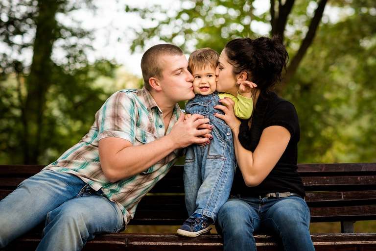 fotografia rodzinna pszczyna, sesja rodzinna pszczyna, zdjecia rodzinne bielsko, sesje rodzinne bielsko, fotograf bielsko, fotograf czechowice, fotograf śląsk, fotografia dzieci, fotografia slask, sesje dzieci, sesje dzieciece, www.annabieniek.com, www.magiaobrazu.com, zdjecia dzieci, zdjecia pszczyna, fotograf dzieciecy, fotograf pszczyna, sesje jesienne, sesja w parku w pszczynie, sesja w pszczynkim parku, sesja rodzinna, zdjecia rodzinne, pamiatka rodzinna