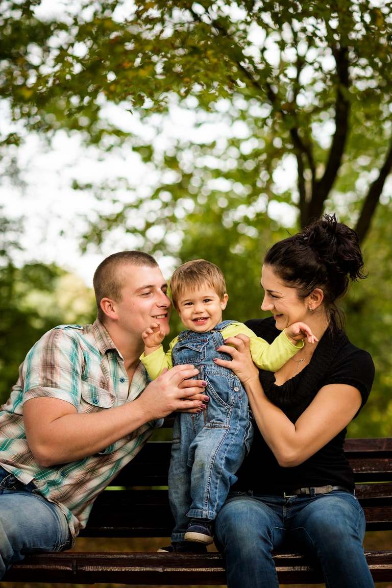 fotografia rodzinna pszczyna, sesja rodzinna pszczyna, zdjecia rodzinne bielsko, sesje rodzinne bielsko, fotograf bielsko, fotograf czechowice, fotograf śląsk, fotografia dzieci, fotografia slask, sesje dzieci, sesje dzieciece, www.annabieniek.com, www.magiaobrazu.com, zdjecia dzieci, zdjecia pszczyna, fotograf dzieciecy, fotograf pszczyna, sesje jesienne, sesja w parku w pszczynie, sesja w pszczynkim parku, sesja rodzinna, zdjecia rodzinne, pamiatka rodzinna