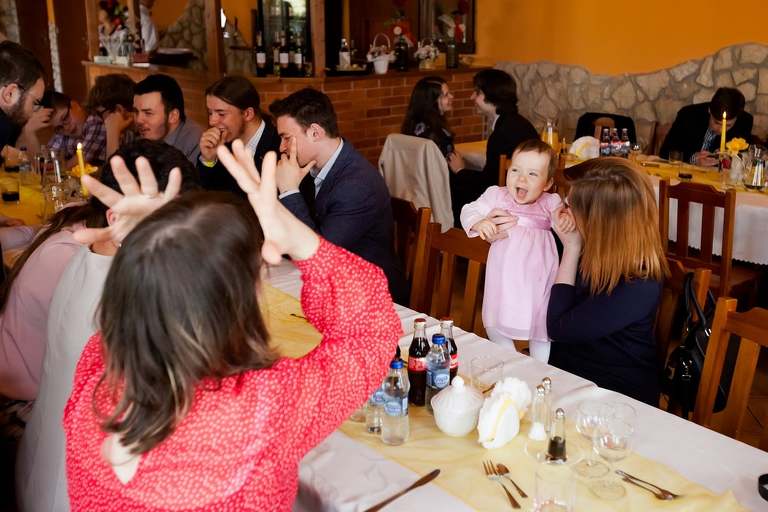 fotograf na chrzest czechowice, zdjecia z chrztu, fotograf bielsko, chrzest w kosciele Boboli w Czechowicach, dobry fotograf pszczyna, profesjonalny fotograf czechowice, reportaz fotograficzny z chrztu, fotograf na chrzest slask, reportaz z chrzcin, fotografia bielsko, dobry fotograf bielsko, fotograf czechowice, fotograf na uroczystosci rodzinne slask