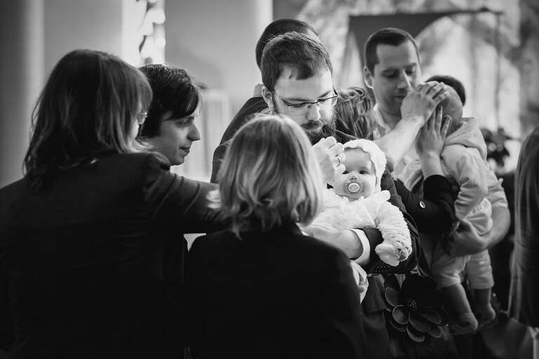 fotograf na chrzest czechowice, zdjecia z chrztu, fotograf bielsko, chrzest w kosciele Boboli w Czechowicach, dobry fotograf pszczyna, profesjonalny fotograf czechowice, reportaz fotograficzny z chrztu, fotograf na chrzest slask, reportaz z chrzcin, fotografia bielsko, dobry fotograf bielsko, fotograf czechowice, fotograf na uroczystosci rodzinne slask