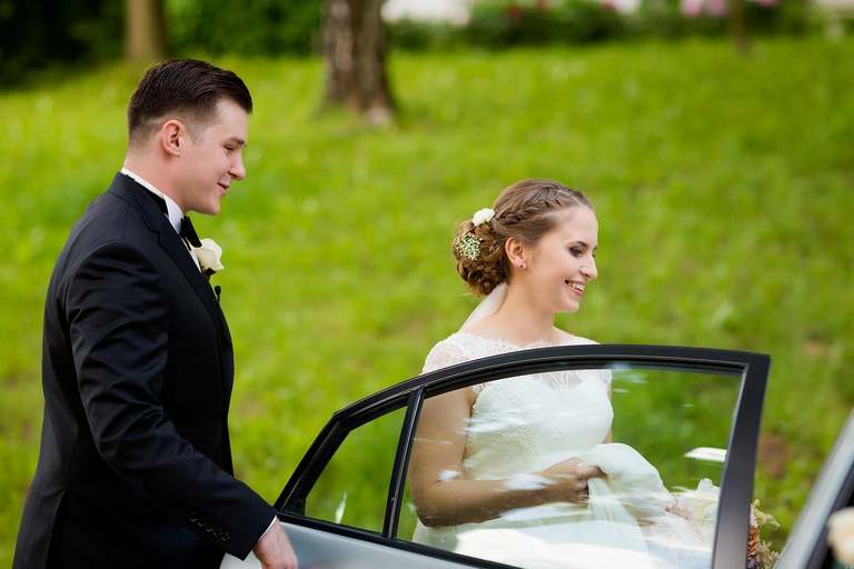 fotografia slubna, fotografia slubna krakow, zdjecia slubne krakow, fotograf slubny krakow, fotograf na wesele krakow, slub w kościele Nawiedzenia NMP w Krakowie, wesele w dworku skawinskim, wesele dworek skawinski, zdjecia slubne bielsko, fotograf slubny bielsko, www.magiaobrazu.com, zdjecia slubne bielsko, fotografia slubna slask, fotograf cieszyn, zdjecia slubne cieszyn, evil wolf studio, michal wilk filmowanie, dj magiczna noc, dj tomasz korus, pracownia florystyczna niezle kwiatki