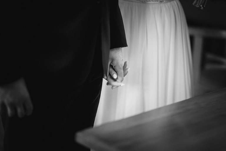 fotografia slubna, fotografia slubna krakow, zdjecia slubne krakow, fotograf slubny krakow, fotograf na wesele krakow, slub w kościele Nawiedzenia NMP w Krakowie, wesele w dworku skawinskim, wesele dworek skawinski, zdjecia slubne bielsko, fotograf slubny bielsko, www.magiaobrazu.com, zdjecia slubne bielsko, fotografia slubna slask, fotograf cieszyn, zdjecia slubne cieszyn, evil wolf studio, michal wilk filmowanie, dj magiczna noc, dj tomasz korus, pracownia florystyczna niezle kwiatki