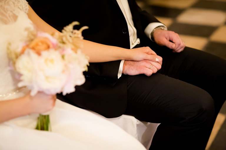 fotografia slubna, fotografia slubna krakow, zdjecia slubne krakow, fotograf slubny krakow, fotograf na wesele krakow, slub w kościele Nawiedzenia NMP w Krakowie, wesele w dworku skawinskim, wesele dworek skawinski, zdjecia slubne bielsko, fotograf slubny bielsko, www.magiaobrazu.com, zdjecia slubne bielsko, fotografia slubna slask, fotograf cieszyn, zdjecia slubne cieszyn, evil wolf studio, michal wilk filmowanie, dj magiczna noc, dj tomasz korus, pracownia florystyczna niezle kwiatki