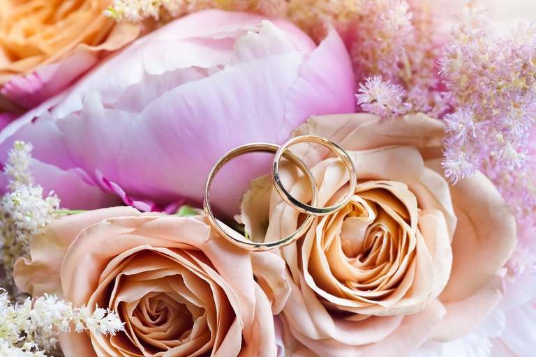 fotografia slubna, fotografia slubna krakow, zdjecia slubne krakow, fotograf slubny krakow, fotograf na wesele krakow, slub w kościele Nawiedzenia NMP w Krakowie, wesele w dworku skawinskim, wesele dworek skawinski, zdjecia slubne bielsko, fotograf slubny bielsko, www.magiaobrazu.com, zdjecia slubne bielsko, fotografia slubna slask, fotograf cieszyn, zdjecia slubne cieszyn, evil wolf studio, michal wilk filmowanie, dj magiczna noc, dj tomasz korus, pracownia florystyczna niezle kwiatki