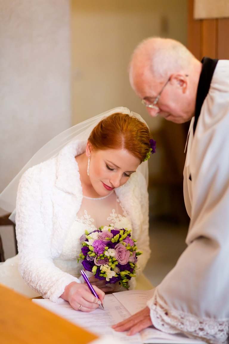 zimowy slub, slub w kosciele w cisownicy, wesele osp kisielow, zespol johnny band na wesele, gastro family cieszyn, fotografia slubna goleszow, zdjecia slubne goleszow, fotografia slubna skoczow, zdjecia slubne zywiec, fotografia slubna, zdjecia slubne bielsko, fotograf slubny bielsko, www.magiaobrazu.com, zdjecia slubne bielsko, fotografia slubna slask, zdjecia slubne zywiec, zdjecia slubne cieszyn, dwoch fotografow na slub, zdjecia slubne slask,