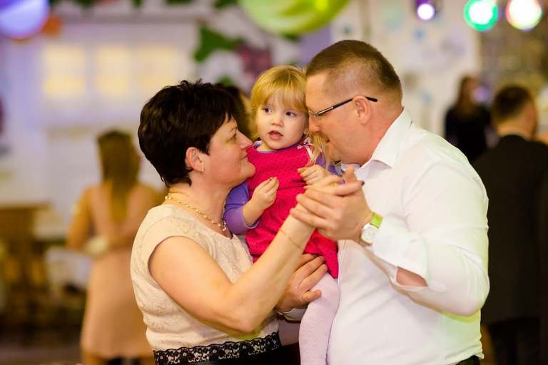 zimowy slub, slub w kosciele w cisownicy, wesele osp kisielow, zespol johnny band na wesele, gastro family cieszyn, fotografia slubna goleszow, zdjecia slubne goleszow, fotografia slubna skoczow, zdjecia slubne zywiec, fotografia slubna, zdjecia slubne bielsko, fotograf slubny bielsko, www.magiaobrazu.com, zdjecia slubne bielsko, fotografia slubna slask, zdjecia slubne zywiec, zdjecia slubne cieszyn, dwoch fotografow na slub, zdjecia slubne slask,