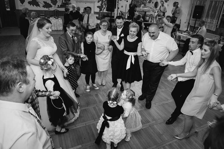 zimowy slub, slub w kosciele w cisownicy, wesele osp kisielow, zespol johnny band na wesele, gastro family cieszyn, fotografia slubna goleszow, zdjecia slubne goleszow, fotografia slubna skoczow, zdjecia slubne zywiec, fotografia slubna, zdjecia slubne bielsko, fotograf slubny bielsko, www.magiaobrazu.com, zdjecia slubne bielsko, fotografia slubna slask, zdjecia slubne zywiec, zdjecia slubne cieszyn, dwoch fotografow na slub, zdjecia slubne slask,