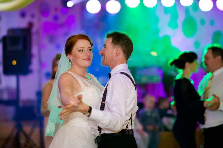 zimowy slub, slub w kosciele w cisownicy, wesele osp kisielow, zespol johnny band na wesele, gastro family cieszyn, fotografia slubna goleszow, zdjecia slubne goleszow, fotografia slubna skoczow, zdjecia slubne zywiec, fotografia slubna, zdjecia slubne bielsko, fotograf slubny bielsko, www.magiaobrazu.com, zdjecia slubne bielsko, fotografia slubna slask, zdjecia slubne zywiec, zdjecia slubne cieszyn, dwoch fotografow na slub, zdjecia slubne slask,