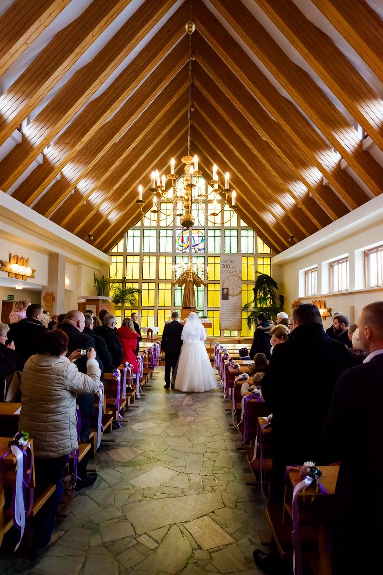 zimowy slub, slub w kosciele w cisownicy, wesele osp kisielow, zespol johnny band na wesele, gastro family cieszyn, fotografia slubna goleszow, zdjecia slubne goleszow, fotografia slubna skoczow, zdjecia slubne zywiec, fotografia slubna, zdjecia slubne bielsko, fotograf slubny bielsko, www.magiaobrazu.com, zdjecia slubne bielsko, fotografia slubna slask, zdjecia slubne zywiec, zdjecia slubne cieszyn, dwoch fotografow na slub, zdjecia slubne slask,