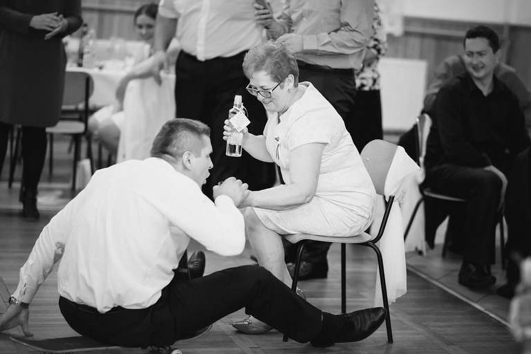 zimowy slub, slub w kosciele w cisownicy, wesele osp kisielow, zespol johnny band na wesele, gastro family cieszyn, fotografia slubna goleszow, zdjecia slubne goleszow, fotografia slubna skoczow, zdjecia slubne zywiec, fotografia slubna, zdjecia slubne bielsko, fotograf slubny bielsko, www.magiaobrazu.com, zdjecia slubne bielsko, fotografia slubna slask, zdjecia slubne zywiec, zdjecia slubne cieszyn, dwoch fotografow na slub, zdjecia slubne slask,