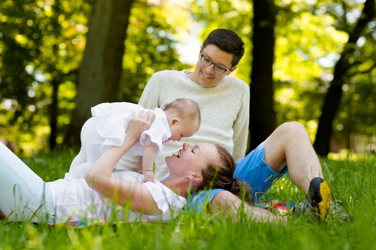 lifestylowa sesja rodzinna pszczyna, lifestylowe sesje rodzinne pszczyna, sesje dzieciece pszczyna, zdjecia dzieciece pszczyna, fotografia noworodkowa pszczyna, sesja rodzinna bielsko, fotografia rodzinna slask, zdjecia portretowe pszczyna, sesja portretowa bielsko, zdjecia w plenerze bielsko, rodzina w plenerze slask, fotografia dziecieca bielsko, zdjecia dzieci bielsko, fotografia rodzinna bielsko-biala, fotografia rodzinna slask, zdjecia ludzi slask, zdjecia dla rodzin, fotograf fotograf rodzinny slask, , fotograf czechowice, fotografia bielsko, zdjecia slask, www.magiaobrazu.com,