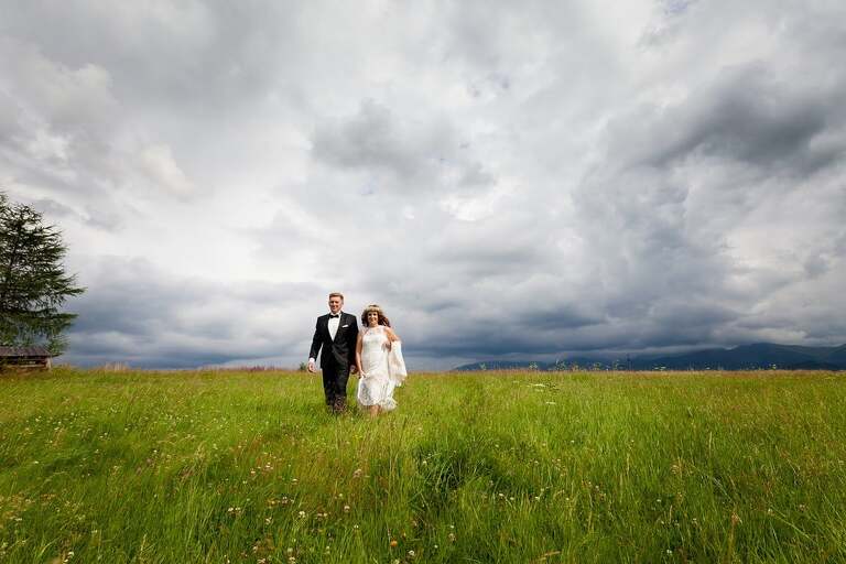 plener slubny w Tatrach, sesja slubna Tatry, fotografia sllubna Tatry, tatrzanski plener slubny, sesja slubna tatry, plener slubny tatry, fotografia slubna slask, zdjecia slubne slask, fotografia slubna bielsko, zdjecia slubne bielsko, fotografia slubna zywiec, zdjecia slubne zywiec, piekna sesja slubna, najladniejsze sesje slubne, fotograf slubny Krakow, fotografowie slubni, dwoch fotografow na slub, Anna i Jacek Bieniek; zdjecia slubne slask, www.magiaobrazu.com,