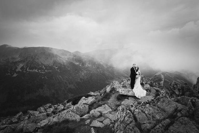 plener slubny w Tatrach, sesja slubna Tatry, fotografia sllubna Tatry, tatrzanski plener slubny, sesja slubna tatry, plener slubny tatry, fotografia slubna slask, zdjecia slubne slask, fotografia slubna bielsko, zdjecia slubne bielsko, fotografia slubna zywiec, zdjecia slubne zywiec, piekna sesja slubna, najladniejsze sesje slubne, fotograf slubny Krakow, fotografowie slubni, dwoch fotografow na slub, Anna i Jacek Bieniek; zdjecia slubne slask, www.magiaobrazu.com,