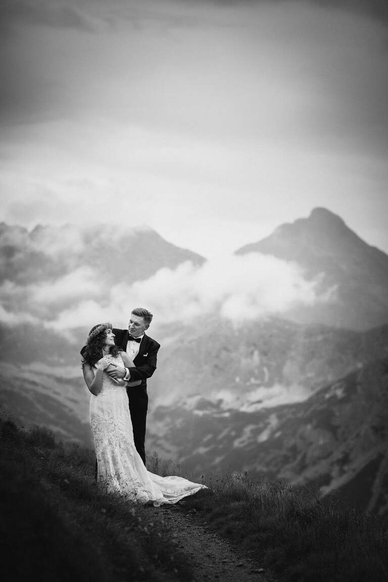 plener slubny w Tatrach, sesja slubna Tatry, fotografia sllubna Tatry, tatrzanski plener slubny, sesja slubna tatry, plener slubny tatry, fotografia slubna slask, zdjecia slubne slask, fotografia slubna bielsko, zdjecia slubne bielsko, fotografia slubna zywiec, zdjecia slubne zywiec, piekna sesja slubna, najladniejsze sesje slubne, fotograf slubny Krakow, fotografowie slubni, dwoch fotografow na slub, Anna i Jacek Bieniek; zdjecia slubne slask, www.magiaobrazu.com,