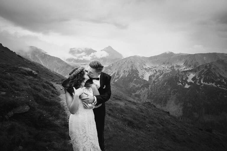 plener slubny w Tatrach, sesja slubna Tatry, fotografia sllubna Tatry, tatrzanski plener slubny, sesja slubna tatry, plener slubny tatry, fotografia slubna slask, zdjecia slubne slask, fotografia slubna bielsko, zdjecia slubne bielsko, fotografia slubna zywiec, zdjecia slubne zywiec, piekna sesja slubna, najladniejsze sesje slubne, fotograf slubny Krakow, fotografowie slubni, dwoch fotografow na slub, Anna i Jacek Bieniek; zdjecia slubne slask, www.magiaobrazu.com,