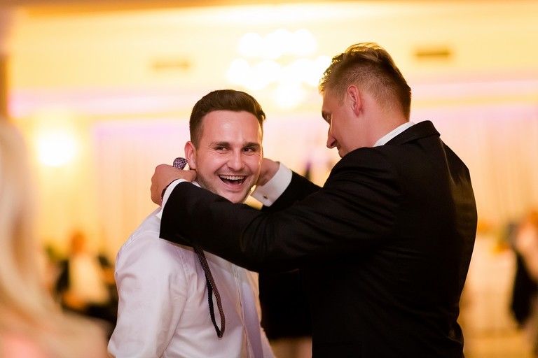 fotografia slubna pszczyna, zdjecia slubne pszczyna, fotograf slubny slask, slub w kosciele wszystkich swietych w pszczynie, wesele karczmie kuban goczalkowice, wesele w goczalkowicach, fotografia slubna katowice, zdjecia slubne katowice, zdjecia slubne zywiec, fotografia slubna, zdjecia slubne bielsko, fotograf slubny bielsko, fotograf slubny cieszyn, fotografia slubna cieszyn, www.magiaobrazu.com, zdjecia slubne bielsko, fotografia slubna slask, zdjecia slubne zywiec, zdjecia slubne cieszyn, dwoch fotografow na slub, zdjecia slubne slask,