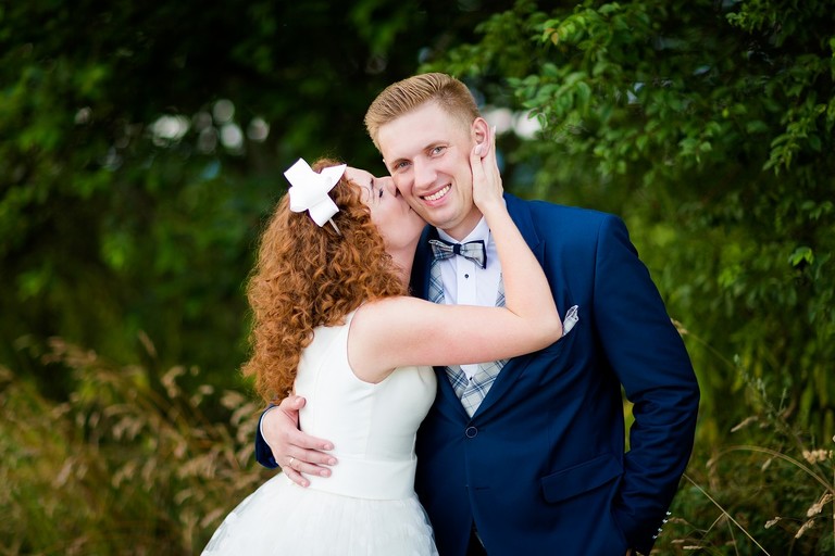 fotografia slubna pszczyna, zdjecia slubne pszczyna, fotograf slubny slask, slub w kosciele wszystkich swietych w pszczynie, wesele karczmie kuban goczalkowice, wesele w goczalkowicach, fotografia slubna katowice, zdjecia slubne katowice, zdjecia slubne zywiec, fotografia slubna, zdjecia slubne bielsko, fotograf slubny bielsko, fotograf slubny cieszyn, fotografia slubna cieszyn, www.magiaobrazu.com, zdjecia slubne bielsko, fotografia slubna slask, zdjecia slubne zywiec, zdjecia slubne cieszyn, dwoch fotografow na slub, zdjecia slubne slask,