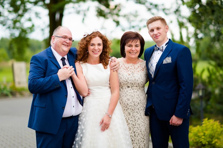 fotografia slubna pszczyna, zdjecia slubne pszczyna, fotograf slubny slask, slub w kosciele wszystkich swietych w pszczynie, wesele karczmie kuban goczalkowice, wesele w goczalkowicach, fotografia slubna katowice, zdjecia slubne katowice, zdjecia slubne zywiec, fotografia slubna, zdjecia slubne bielsko, fotograf slubny bielsko, fotograf slubny cieszyn, fotografia slubna cieszyn, www.magiaobrazu.com, zdjecia slubne bielsko, fotografia slubna slask, zdjecia slubne zywiec, zdjecia slubne cieszyn, dwoch fotografow na slub, zdjecia slubne slask,