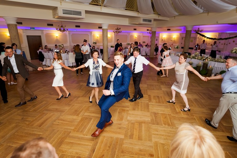 fotografia slubna pszczyna, zdjecia slubne pszczyna, fotograf slubny slask, slub w kosciele wszystkich swietych w pszczynie, wesele karczmie kuban goczalkowice, wesele w goczalkowicach, fotografia slubna katowice, zdjecia slubne katowice, zdjecia slubne zywiec, fotografia slubna, zdjecia slubne bielsko, fotograf slubny bielsko, fotograf slubny cieszyn, fotografia slubna cieszyn, www.magiaobrazu.com, zdjecia slubne bielsko, fotografia slubna slask, zdjecia slubne zywiec, zdjecia slubne cieszyn, dwoch fotografow na slub, zdjecia slubne slask,