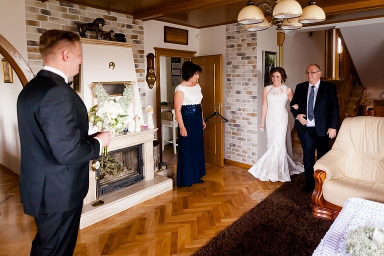 fotografia slubna pszczyna, zdjecia slubne pszczyna, fotograf slubny slask, slub w kosciele wszystkich swietych w pszczynie, wesele karczmie kuban goczalkowice, wesele w goczalkowicach, fotografia slubna katowice, zdjecia slubne katowice, zdjecia slubne zywiec, fotografia slubna, zdjecia slubne bielsko, fotograf slubny bielsko, fotograf slubny cieszyn, fotografia slubna cieszyn, www.magiaobrazu.com, zdjecia slubne bielsko, fotografia slubna slask, zdjecia slubne zywiec, zdjecia slubne cieszyn, dwoch fotografow na slub, zdjecia slubne slask,