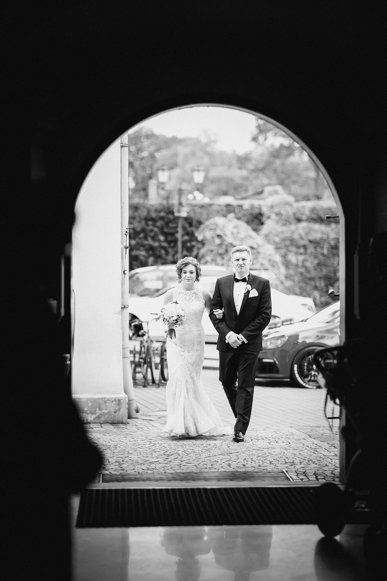 fotografia slubna pszczyna, zdjecia slubne pszczyna, fotograf slubny slask, slub w kosciele wszystkich swietych w pszczynie, wesele karczmie kuban goczalkowice, wesele w goczalkowicach, fotografia slubna katowice, zdjecia slubne katowice, zdjecia slubne zywiec, fotografia slubna, zdjecia slubne bielsko, fotograf slubny bielsko, fotograf slubny cieszyn, fotografia slubna cieszyn, www.magiaobrazu.com, zdjecia slubne bielsko, fotografia slubna slask, zdjecia slubne zywiec, zdjecia slubne cieszyn, dwoch fotografow na slub, zdjecia slubne slask,