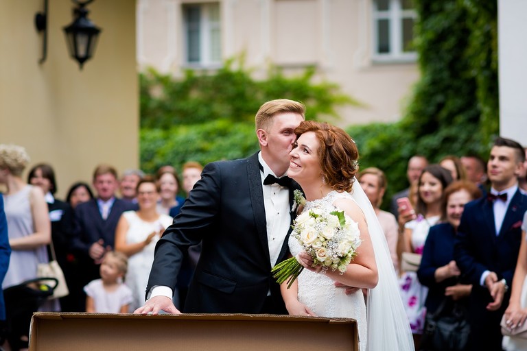 fotografia slubna pszczyna, zdjecia slubne pszczyna, fotograf slubny slask, slub w kosciele wszystkich swietych w pszczynie, wesele karczmie kuban goczalkowice, wesele w goczalkowicach, fotografia slubna katowice, zdjecia slubne katowice, zdjecia slubne zywiec, fotografia slubna, zdjecia slubne bielsko, fotograf slubny bielsko, fotograf slubny cieszyn, fotografia slubna cieszyn, www.magiaobrazu.com, zdjecia slubne bielsko, fotografia slubna slask, zdjecia slubne zywiec, zdjecia slubne cieszyn, dwoch fotografow na slub, zdjecia slubne slask,