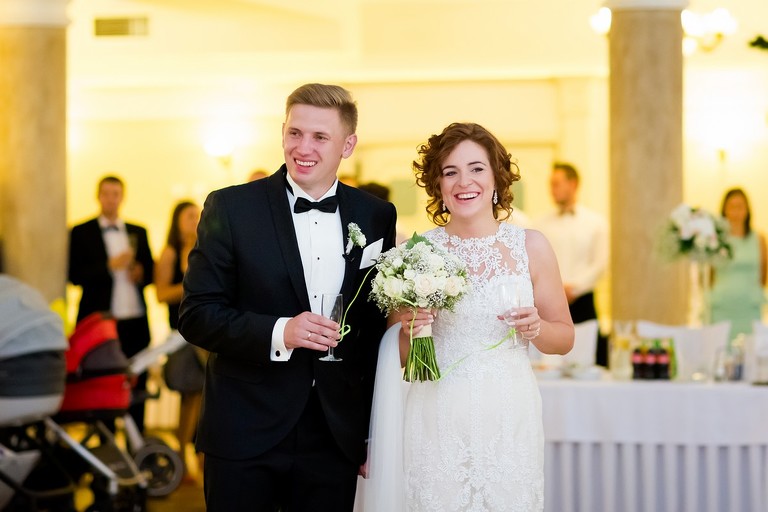 fotografia slubna pszczyna, zdjecia slubne pszczyna, fotograf slubny slask, slub w kosciele wszystkich swietych w pszczynie, wesele karczmie kuban goczalkowice, wesele w goczalkowicach, fotografia slubna katowice, zdjecia slubne katowice, zdjecia slubne zywiec, fotografia slubna, zdjecia slubne bielsko, fotograf slubny bielsko, fotograf slubny cieszyn, fotografia slubna cieszyn, www.magiaobrazu.com, zdjecia slubne bielsko, fotografia slubna slask, zdjecia slubne zywiec, zdjecia slubne cieszyn, dwoch fotografow na slub, zdjecia slubne slask,