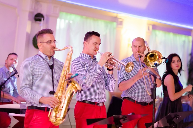 fotografia slubna pszczyna, zdjecia slubne pszczyna, fotograf slubny slask, slub w kosciele wszystkich swietych w pszczynie, wesele karczmie kuban goczalkowice, wesele w goczalkowicach, fotografia slubna katowice, zdjecia slubne katowice, zdjecia slubne zywiec, fotografia slubna, zdjecia slubne bielsko, fotograf slubny bielsko, fotograf slubny cieszyn, fotografia slubna cieszyn, www.magiaobrazu.com, zdjecia slubne bielsko, fotografia slubna slask, zdjecia slubne zywiec, zdjecia slubne cieszyn, dwoch fotografow na slub, zdjecia slubne slask,