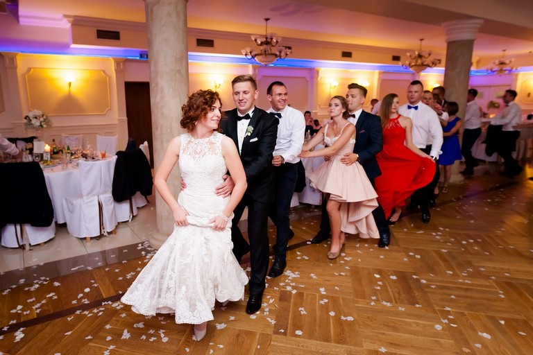 fotografia slubna pszczyna, zdjecia slubne pszczyna, fotograf slubny slask, slub w kosciele wszystkich swietych w pszczynie, wesele karczmie kuban goczalkowice, wesele w goczalkowicach, fotografia slubna katowice, zdjecia slubne katowice, zdjecia slubne zywiec, fotografia slubna, zdjecia slubne bielsko, fotograf slubny bielsko, fotograf slubny cieszyn, fotografia slubna cieszyn, www.magiaobrazu.com, zdjecia slubne bielsko, fotografia slubna slask, zdjecia slubne zywiec, zdjecia slubne cieszyn, dwoch fotografow na slub, zdjecia slubne slask,