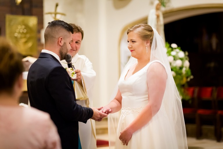 fotografia slubna bielsko, zdjecia slubne bielsko, fotograf slubny slask, slub w kosciele katowicach podlesiu, wesele w cyprianowce w warszowicach, wesele cyprianowka, fotografia slubna katowice, zdjecia slubne katowice, zdjecia slubne zywiec, fotografia slubna, zdjecia slubne bielsko, fotograf slubny bielsko, fotograf slubny slask, fotografia slubna cieszyn, www.magiaobrazu.com, zdjecia slubne czechowice, fotografia slubna slask, zdjecia slubne zywiec, zdjecia slubne cieszyn, dwoch fotografow na slub, zdjecia slubne slask,