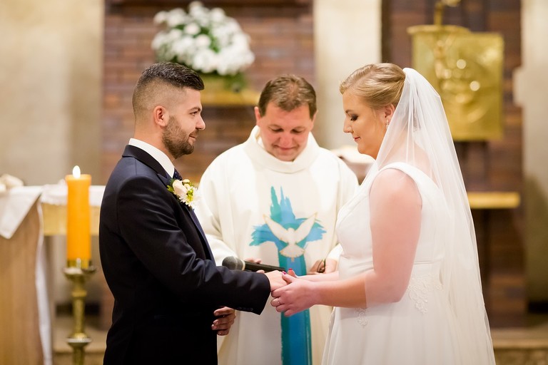 fotografia slubna bielsko, zdjecia slubne bielsko, fotograf slubny slask, slub w kosciele katowicach podlesiu, wesele w cyprianowce w warszowicach, wesele cyprianowka, fotografia slubna katowice, zdjecia slubne katowice, zdjecia slubne zywiec, fotografia slubna, zdjecia slubne bielsko, fotograf slubny bielsko, fotograf slubny slask, fotografia slubna cieszyn, www.magiaobrazu.com, zdjecia slubne czechowice, fotografia slubna slask, zdjecia slubne zywiec, zdjecia slubne cieszyn, dwoch fotografow na slub, zdjecia slubne slask,