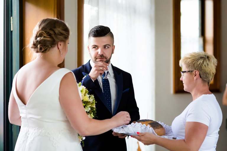 fotografia slubna bielsko, zdjecia slubne bielsko, fotograf slubny slask, slub w kosciele katowicach podlesiu, wesele w cyprianowce w warszowicach, wesele cyprianowka, fotografia slubna katowice, zdjecia slubne katowice, zdjecia slubne zywiec, fotografia slubna, zdjecia slubne bielsko, fotograf slubny bielsko, fotograf slubny slask, fotografia slubna cieszyn, www.magiaobrazu.com, zdjecia slubne czechowice, fotografia slubna slask, zdjecia slubne zywiec, zdjecia slubne cieszyn, dwoch fotografow na slub, zdjecia slubne slask,