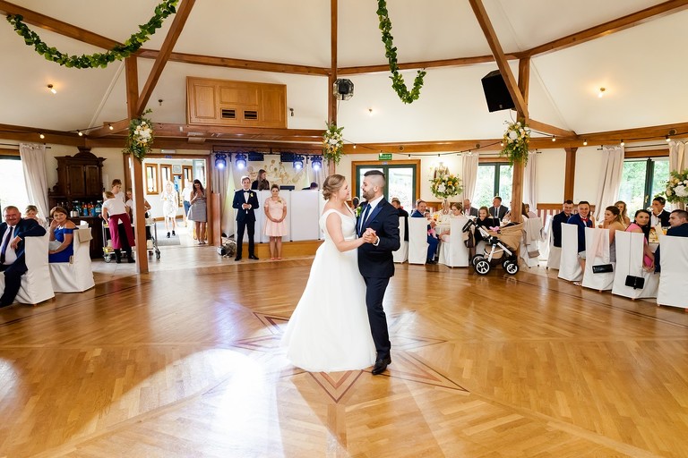 fotografia slubna bielsko, zdjecia slubne bielsko, fotograf slubny slask, slub w kosciele katowicach podlesiu, wesele w cyprianowce w warszowicach, wesele cyprianowka, fotografia slubna katowice, zdjecia slubne katowice, zdjecia slubne zywiec, fotografia slubna, zdjecia slubne bielsko, fotograf slubny bielsko, fotograf slubny slask, fotografia slubna cieszyn, www.magiaobrazu.com, zdjecia slubne czechowice, fotografia slubna slask, zdjecia slubne zywiec, zdjecia slubne cieszyn, dwoch fotografow na slub, zdjecia slubne slask,