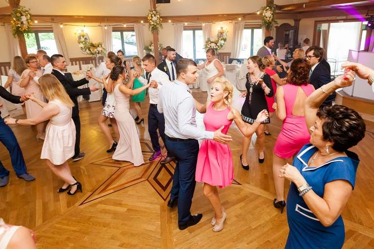 fotografia slubna bielsko, zdjecia slubne bielsko, fotograf slubny slask, slub w kosciele katowicach podlesiu, wesele w cyprianowce w warszowicach, wesele cyprianowka, fotografia slubna katowice, zdjecia slubne katowice, zdjecia slubne zywiec, fotografia slubna, zdjecia slubne bielsko, fotograf slubny bielsko, fotograf slubny slask, fotografia slubna cieszyn, www.magiaobrazu.com, zdjecia slubne czechowice, fotografia slubna slask, zdjecia slubne zywiec, zdjecia slubne cieszyn, dwoch fotografow na slub, zdjecia slubne slask,