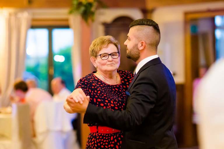 fotografia slubna bielsko, zdjecia slubne bielsko, fotograf slubny slask, slub w kosciele katowicach podlesiu, wesele w cyprianowce w warszowicach, wesele cyprianowka, fotografia slubna katowice, zdjecia slubne katowice, zdjecia slubne zywiec, fotografia slubna, zdjecia slubne bielsko, fotograf slubny bielsko, fotograf slubny slask, fotografia slubna cieszyn, www.magiaobrazu.com, zdjecia slubne czechowice, fotografia slubna slask, zdjecia slubne zywiec, zdjecia slubne cieszyn, dwoch fotografow na slub, zdjecia slubne slask,